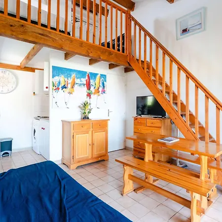 Villa Pavillon Mezzanine Climatisé Proche Et Lagune à - Fr-1-409-273 Gruissan