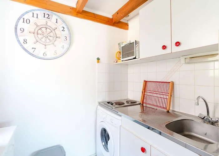 Villa Pavillon Mezzanine Climatisé Proche Et Lagune à - Fr-1-409-273 Gruissan